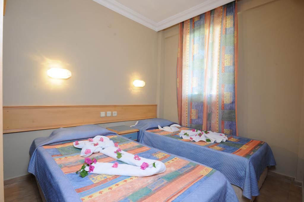 Selen Apart İçmeler Exterior photo